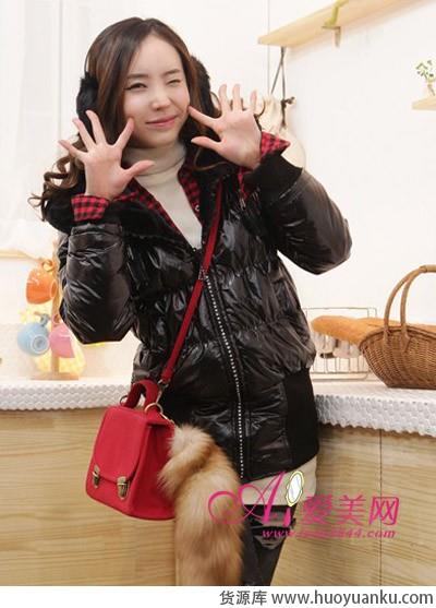 教你棉服搭出俏皮可爱感-第2张图片-货源库