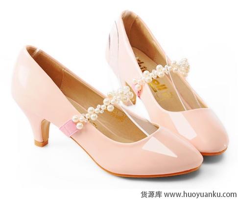 多变穿法时尚由你掌控-第16张图片-货源库