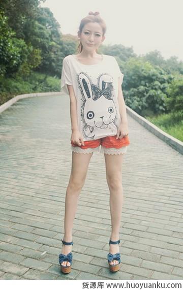 万能T恤百搭记-第11张图片-货源库