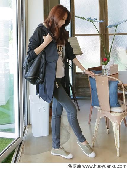 选择黑色单品的理由-第5张图片-货源库