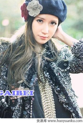 带顶毛线帽浪漫出行-第1张图片-货源库 带顶毛线帽浪漫出行-第1张图片-货源库