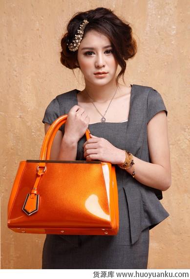 你的包包该换换了！-第1张图片-货源库