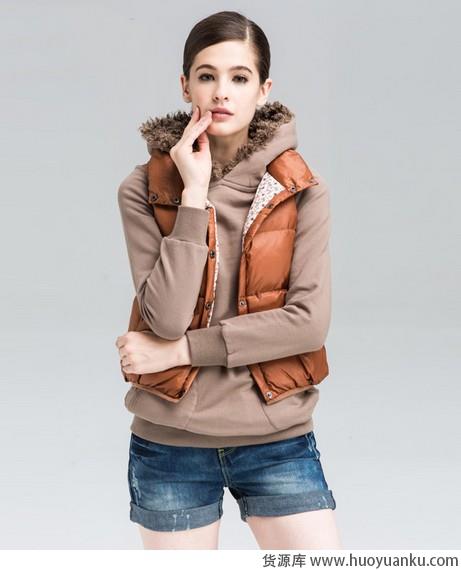 贴心羽绒马甲叠穿活力造型-第8张图片-货源库 贴心羽绒马甲叠穿活力造型-第8张图片-货源库