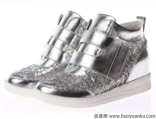 多雨的季节不要穿袜子-第6张图片-货源库