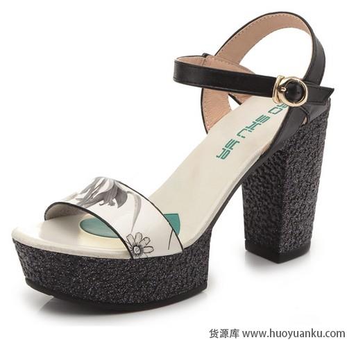 多雨的季节不要穿袜子-第8张图片-货源库