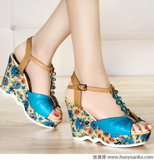 多雨的季节不要穿袜子-第11张图片-货源库