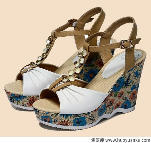 多雨的季节不要穿袜子-第12张图片-货源库