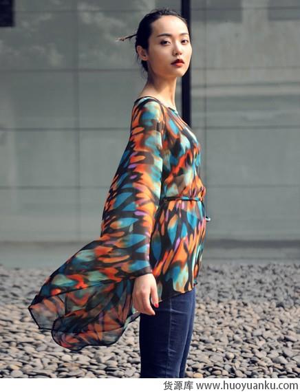 上装选对版，抢眼成功一大半-第6张图片-货源库