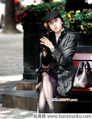 春季风衣的选购和搭配-第1张图片-货源库