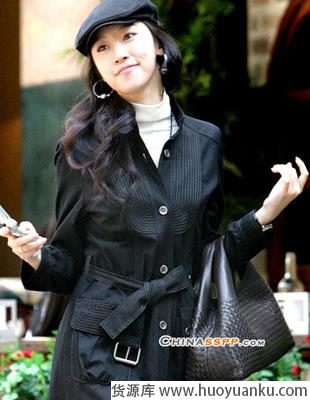 春季风衣的选购和搭配-第6张图片-货源库