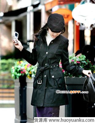 春季风衣的选购和搭配-第8张图片-货源库