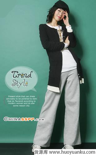 八款简约自然的时尚春装-第3张图片-货源库