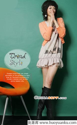 八款简约自然的时尚春装-第4张图片-货源库