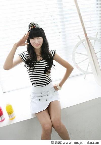 夏日甜美条纹女生-第3张图片-货源库