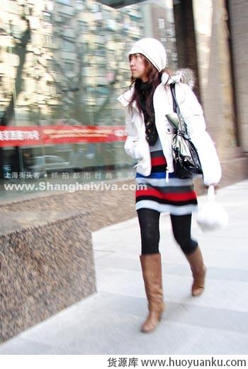 上海MM街头装扮实拍-第1张图片-货源库