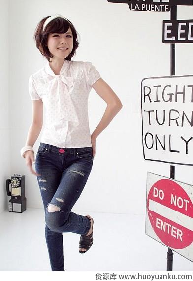 简单朴素便利贴女孩装扮-第5张图片-货源库