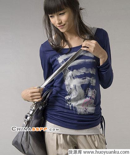 动感十足的长款T恤-第3张图片-货源库