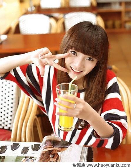 90后MM青春活力装-第1张图片-货源库