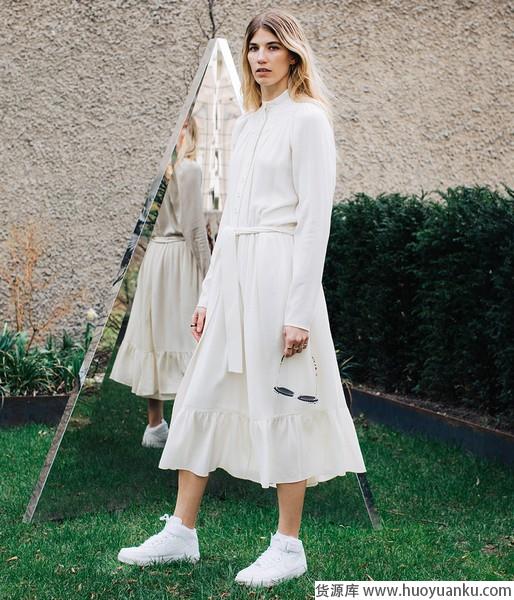 最懂季节的小白裙，颜值与气质齐飞-第5张图片-货源库