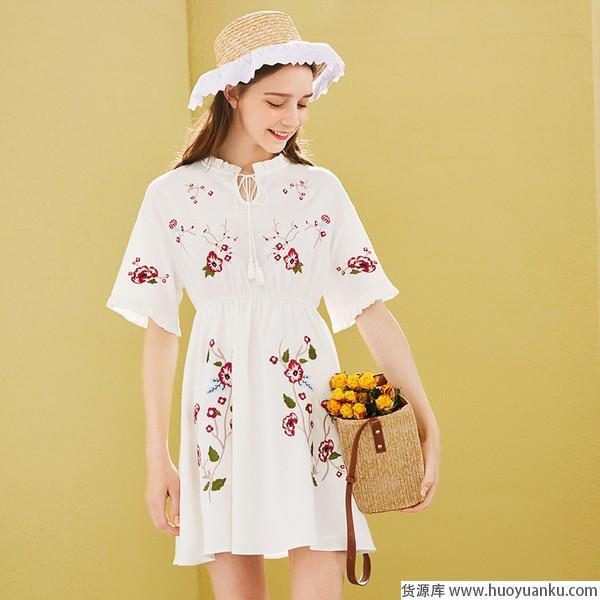 最懂季节的小白裙，颜值与气质齐飞-第11张图片-货源库