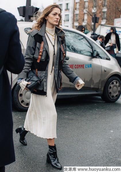 在外套和打底之间还差一条裙子-第1张图片-货源库 在外套和打底之间还差一条裙子-第1张图片-货源库