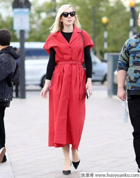 时髦又百变,衬衫裙凹造型从不敷衍-第7张图片-货源库 时髦又百变,衬衫裙凹造型从不敷衍-第7张图片-货源库