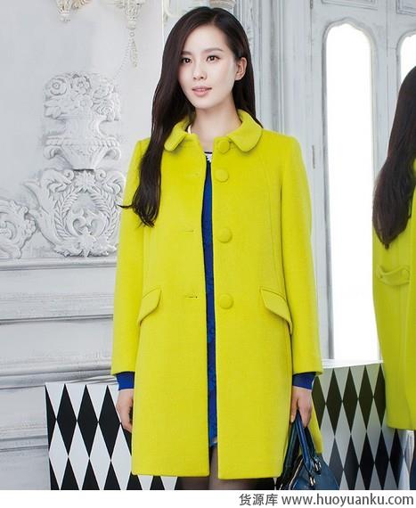 多变造型毛呢外套搭配出彩-第5张图片-货源库