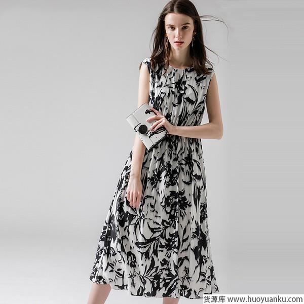 高贵优雅魅力难挡，丝缎衣裙美到发光-第10张图片-货源库