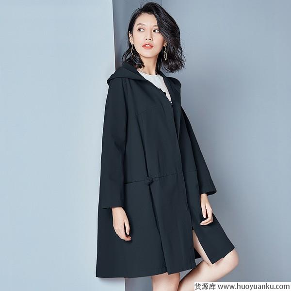 风衣：造型实力派，连接冬与夏-第16张图片-货源库
