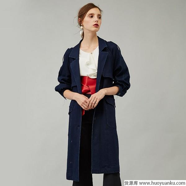 风衣：造型实力派，连接冬与夏-第17张图片-货源库