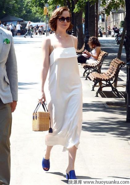 争奇斗艳的夏天,好身材无需遮掩-第1张图片-货源库 争奇斗艳的夏天,好身材无需遮掩-第1张图片-货源库