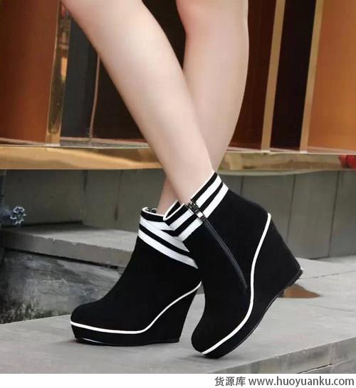 真皮秋鞋上镜款,品位时尚大比拼-第8张图片-货源库 真皮秋鞋上镜款,品位时尚大比拼-第8张图片-货源库