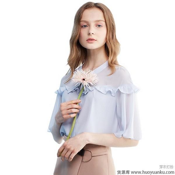 V领雪纺衫化身浪漫瘦仙女-第3张图片-货源库