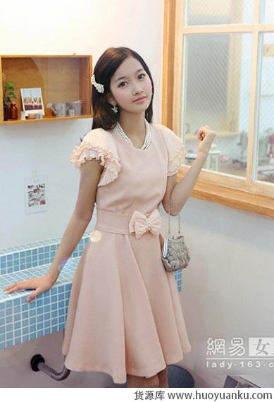 浪漫飘逸公主款裙装-第2张图片-货源库