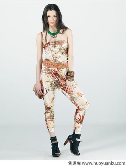 喜欢非主流个性装的MM看过来-第2张图片-货源库 喜欢非主流个性装的MM看过来-第2张图片-货源库