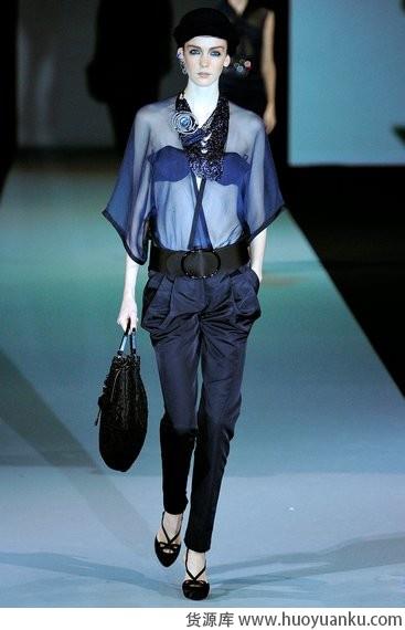 T台告诉你今季最新流行元素-第2张图片-货源库 T台告诉你今季最新流行元素-第2张图片-货源库