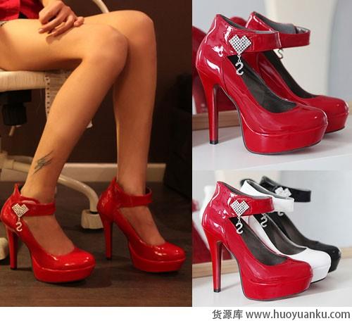 2011春季优雅抢镜婚鞋-第3张图片-货源库