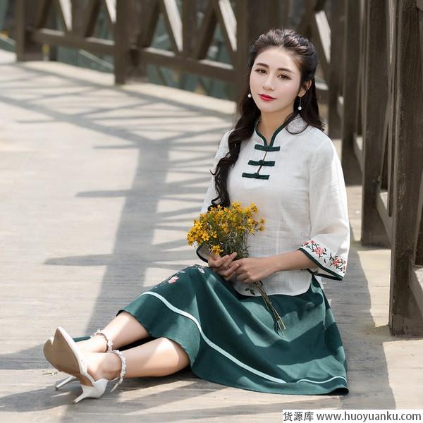 报告！前方有一大波好看的衣衫-第4张图片-货源库