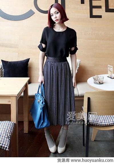 雪纺长裙夏日至in穿搭-第5张图片-货源库 雪纺长裙夏日至in穿搭-第5张图片-货源库