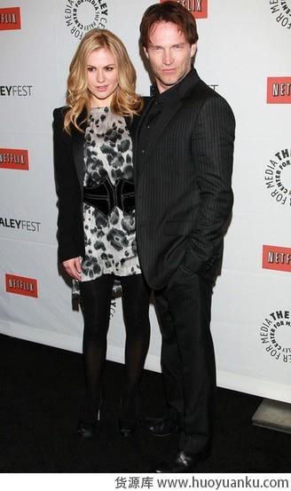 西装和裙子的搭配-第2张图片-货源库