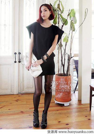 经典小黑裙永不退潮流-第6张图片-货源库 经典小黑裙永不退潮流-第6张图片-货源库