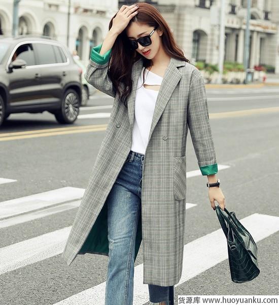 走在秋冬的路上，别忘了怀旧质感格纹装-第11张图片-货源库