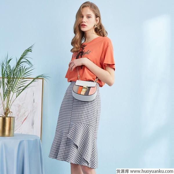 荷叶边用对地方,分分钟美出新高度-第26张图片-货源库 荷叶边用对地方,分分钟美出新高度-第26张图片-货源库