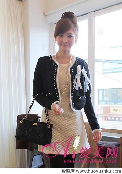 百搭开衫应对早晚温差-第8张图片-货源库