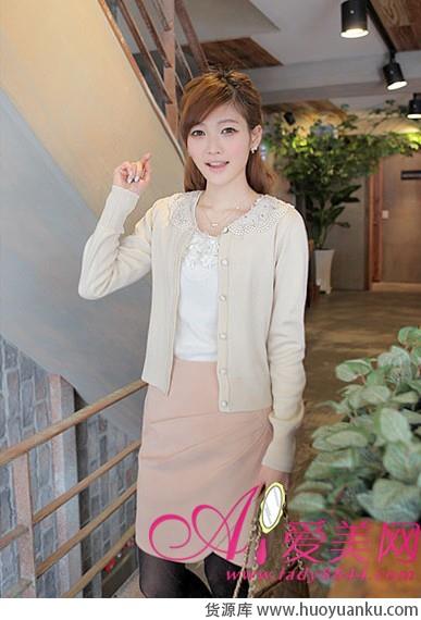 百搭开衫应对早晚温差-第10张图片-货源库