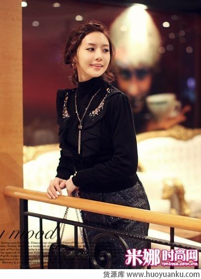 优雅办公室轻熟女装扮-第4张图片-货源库 优雅办公室轻熟女装扮-第4张图片-货源库