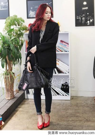 简单西装外套穿出知性风-第2张图片-货源库 简单西装外套穿出知性风-第2张图片-货源库