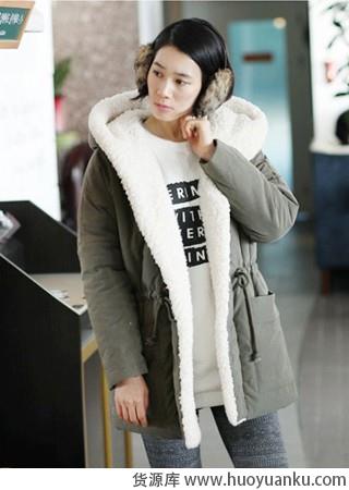 工装毛领风衣外套-第2张图片-货源库