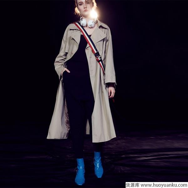 秋装外套选对不选贵，风衣优雅回归-第11张图片-货源库