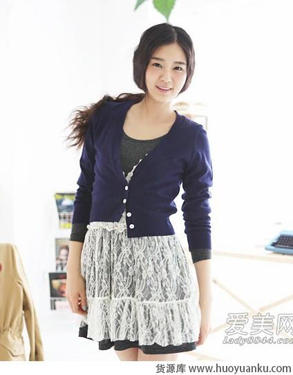 轻熟女装扮优雅甜美兼具-第8张图片-货源库